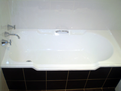 Bath after resurfacing to change colour