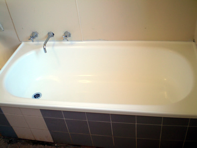 The bath looking much better after major bathtub repair